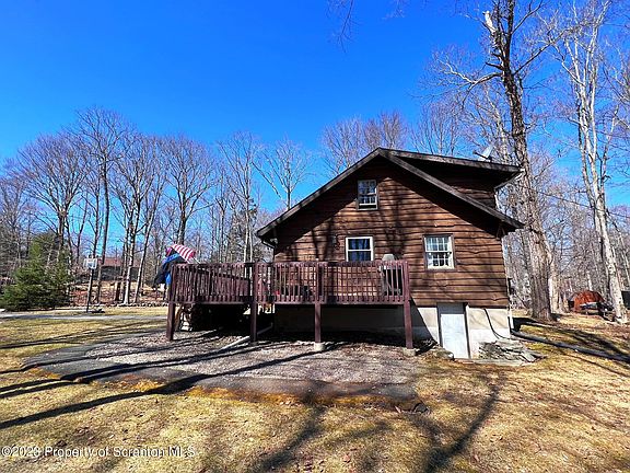 3rd image of 106 Wild Cherry Ln