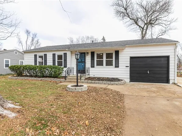 1211 N Indian Ln, Independence, MO 64056