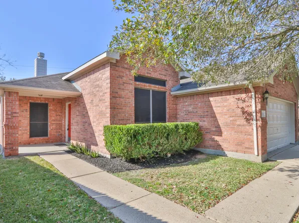 834 Chase View Dr, Bacliff, TX 77518