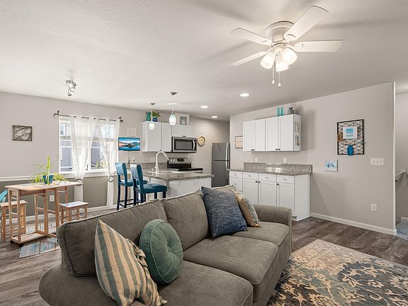 5th image of 7790 Jacqueline Way