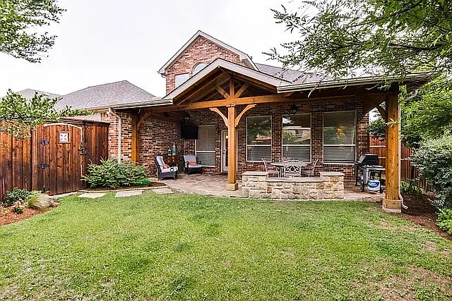 2056 Barret Dr — Photo 3