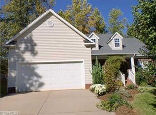 166 Coltsgate Dr, Kernersville, NC 27284