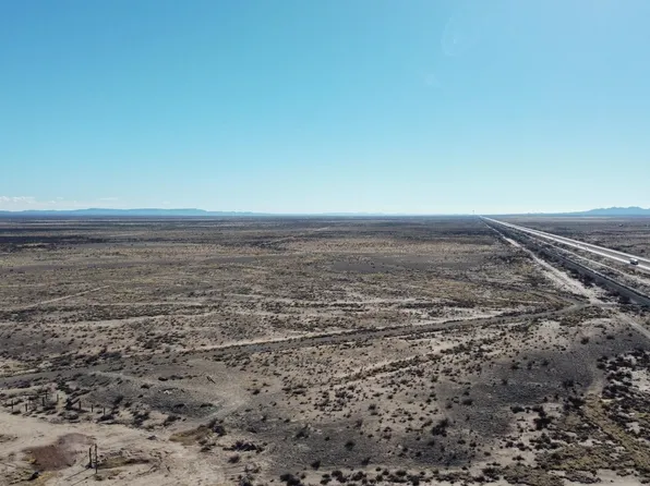 10 Fairchild Rd, Alamogordo, NM 88310