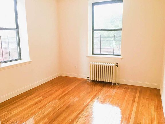 5th image of 3619 Bowne St APT 3L