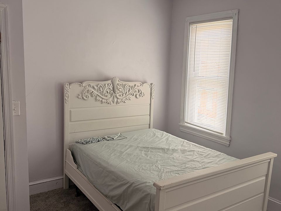 1st image of 128 N 7th St Unit 1