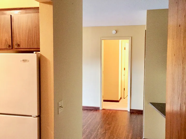 901 11th Ave S #4 — Photo 11