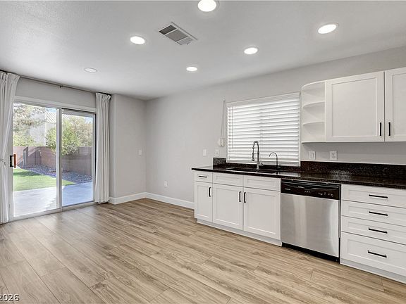 3rd image of 8308 Raphael Ct