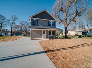 1017 W C St, Kannapolis, NC 28081