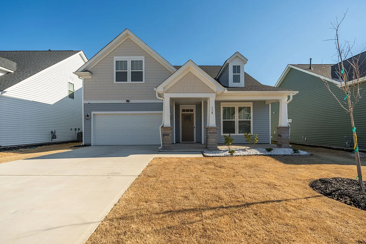 Building Photo - 118 Whitman Way