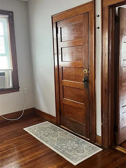 52 Christie Ave #1 — Photo 16