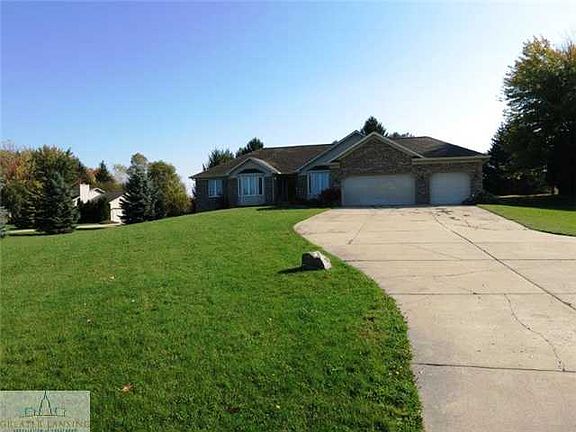 2nd image of 55 Branson Bay Dr