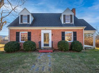 455 S 1st St, Wytheville, VA 24382