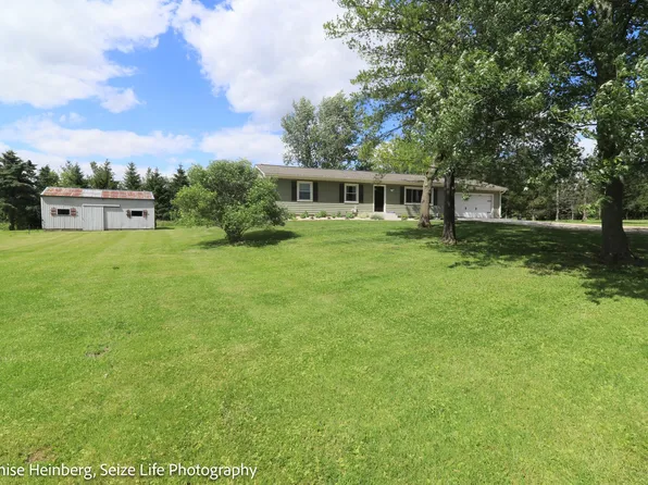 20776 Ridgeview Ln, Marengo, IL 60152