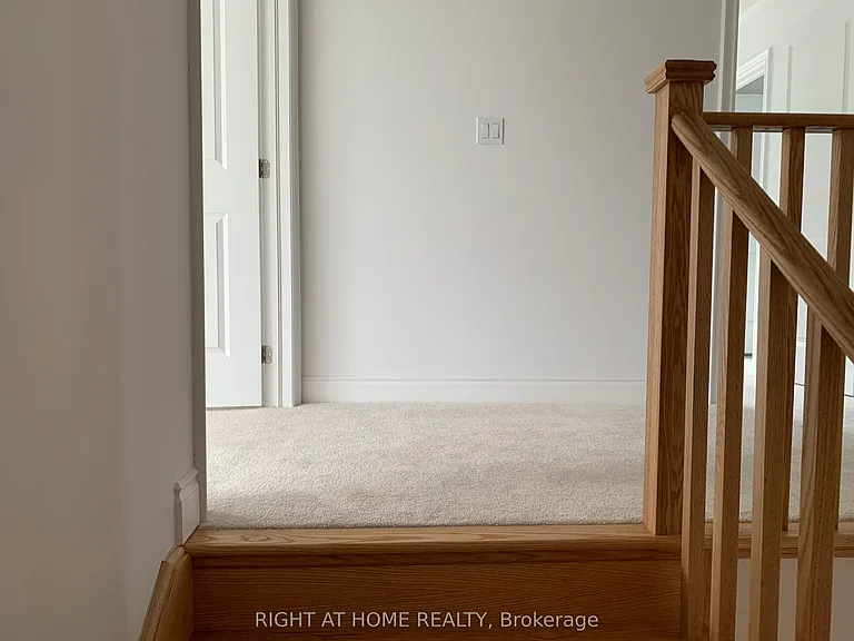 Amber Dr — Photo 5