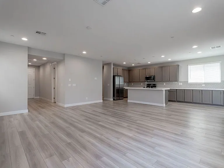 10620 Carnes Ave — Photo 27