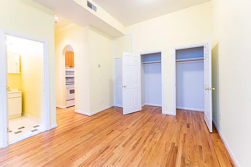1318 14th St NW #206 Photo 1 1318 14th St NW #206 Photo 1