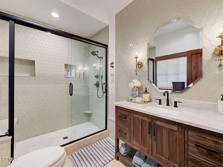 715 Aspen Ln — Photo 53