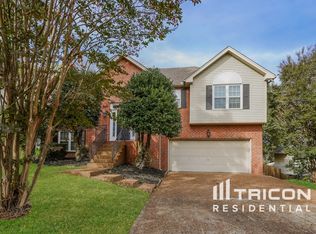 3204 W Yorkshire Ct, Old Hickory, TN 37138
