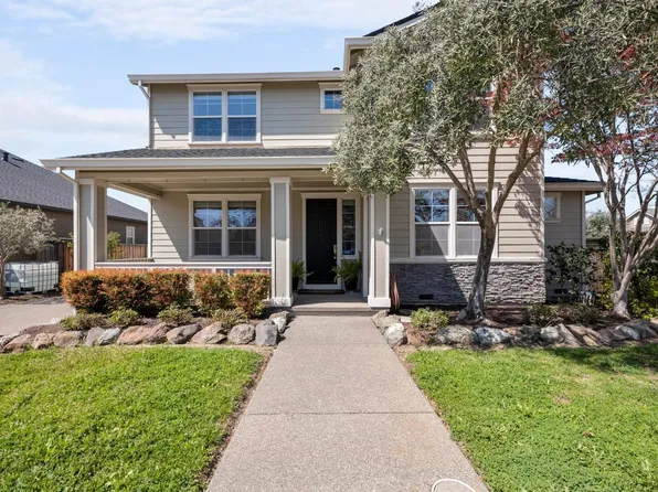 997 Lupine Court, Healdsburg, CA 95448