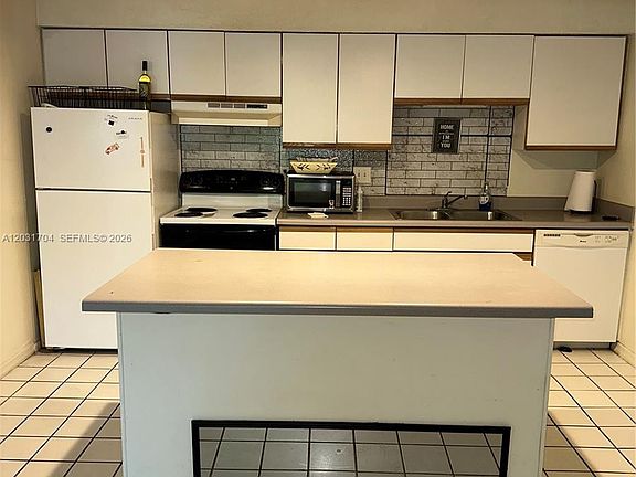 4th image of 4055 W McNab Rd APT H309