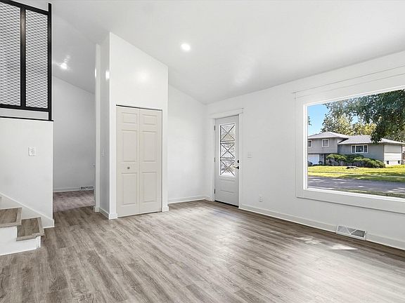 5th image of 1224 SE 35th Ter