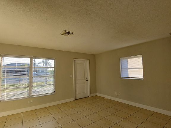 4th image of 16860 Juanita Ave #B