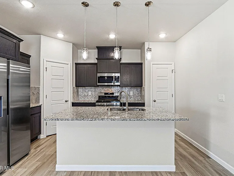 14801 Mike A Mendoza Ave — Photo 11