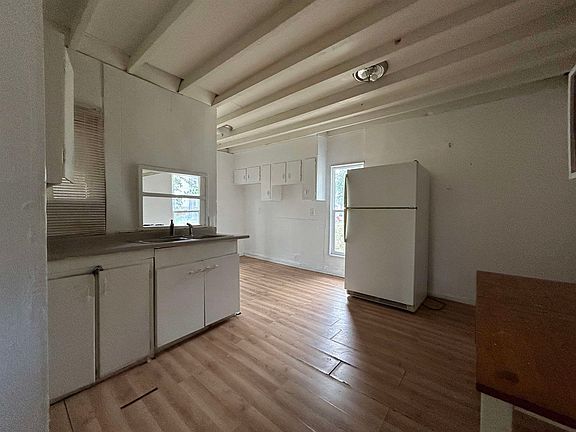 5th image of 1125 8th St