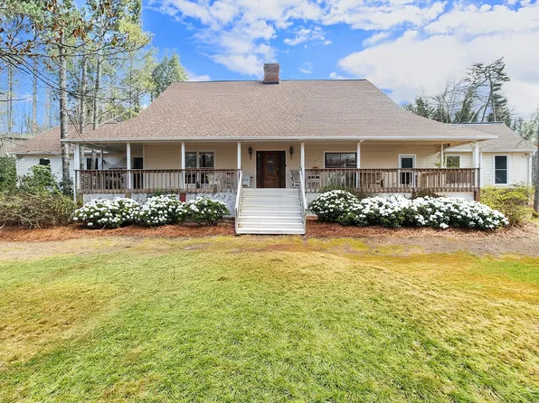 8315 Nicholson Rd, Cumming, GA 30028