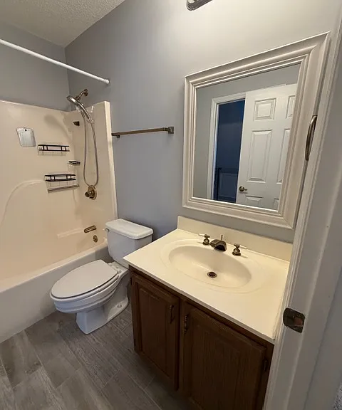 1602 Ternberry Rd — Photo 16