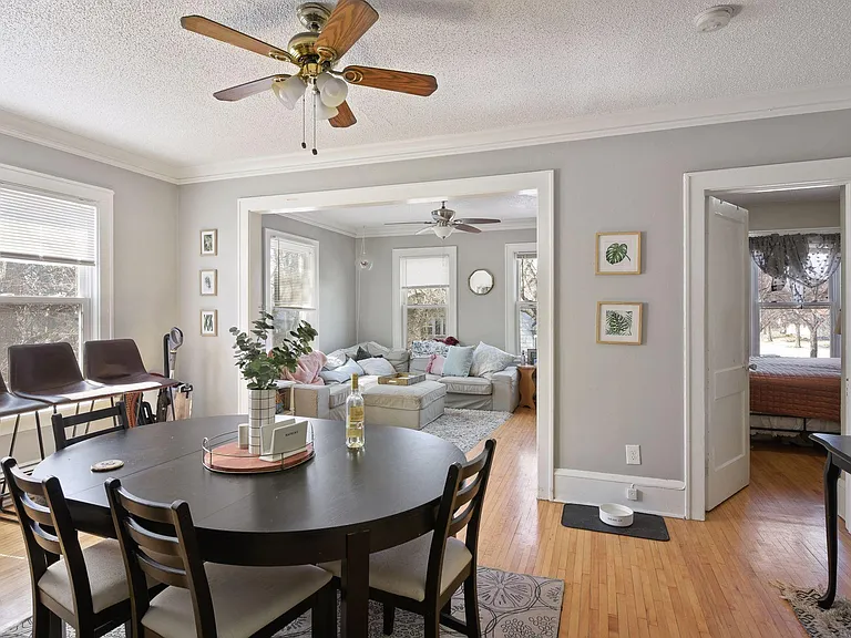 1431 Jefferson St NE #3 — Photo 6