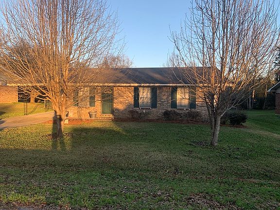 2nd image of 1234 Dawn Dr