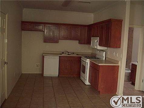 3rd image of 12109 Hunter Hill Way