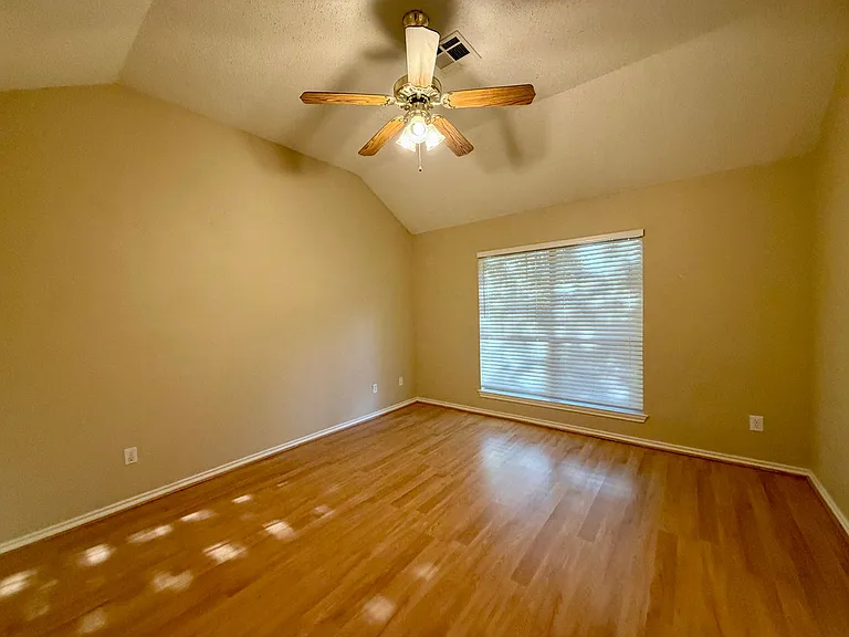 2009 Real Dr — Photo 6