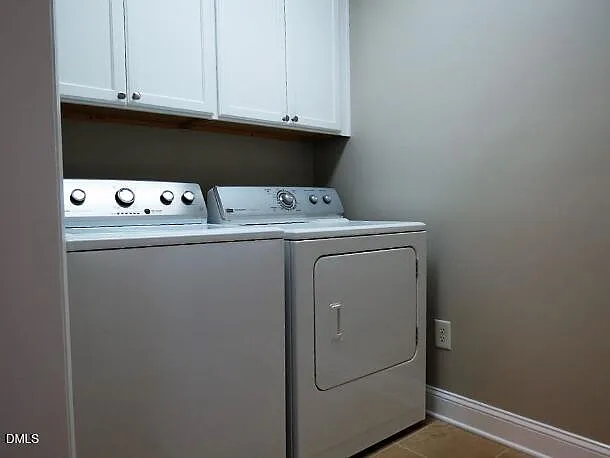 10 Knightsbridge Ct — Photo 18