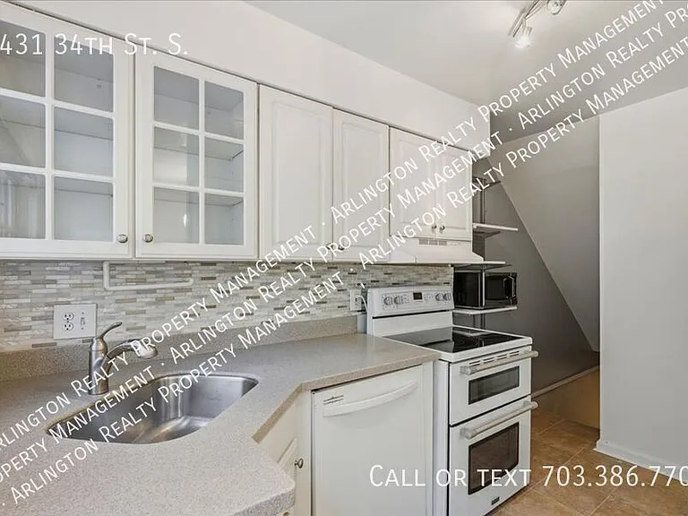 4431 34th St S — Photo 5