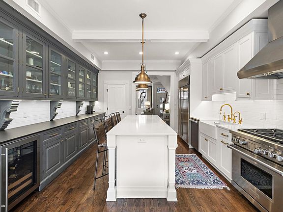 4th image of 1223 Park Ave