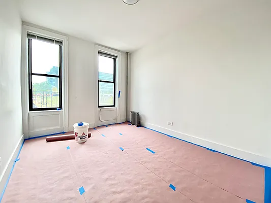 Rented by Bohemia Realty Group | media 10