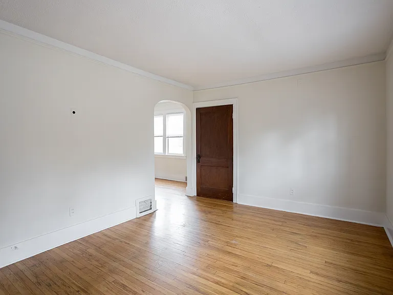 178 W Cambourne St — Photo 10