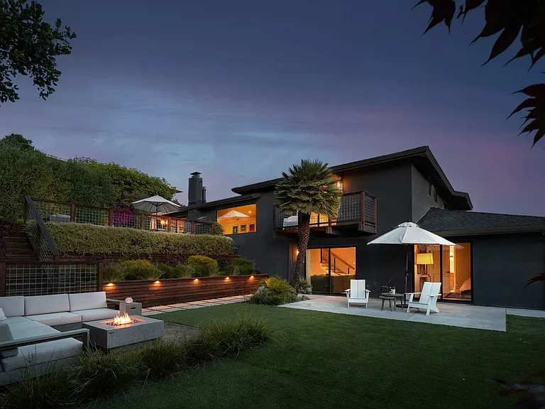 31 San Marino Dr — Photo 2