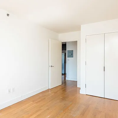 Rented by Nooklyn NYC LLC | media 11