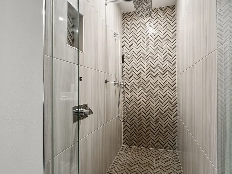 1120 E Kennedy Blvd #1030 — Photo 22