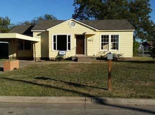 1015 SE 18th St, Mineral Wells, TX 76067