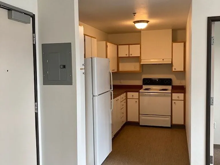 2001 NW Monroe Ave #312 — Photo 6