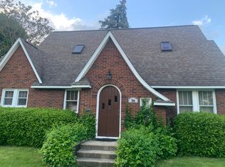 704 E West St, Sturgis, MI 49091