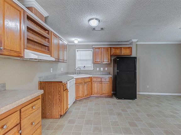 4th image of 6054 Ridgeway Dr