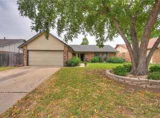 717 Conestoga Dr, Yukon, OK 73099