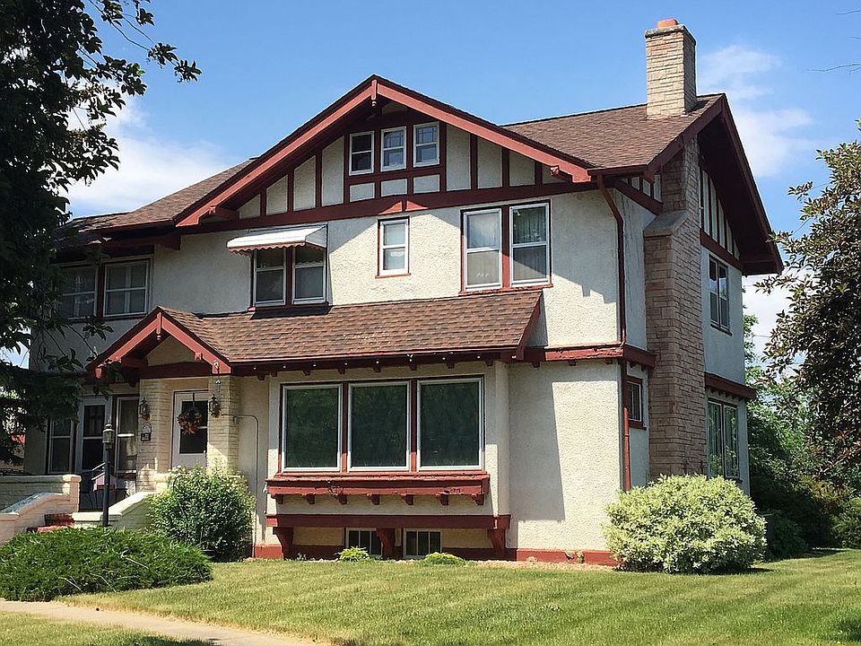 Front - south exposure