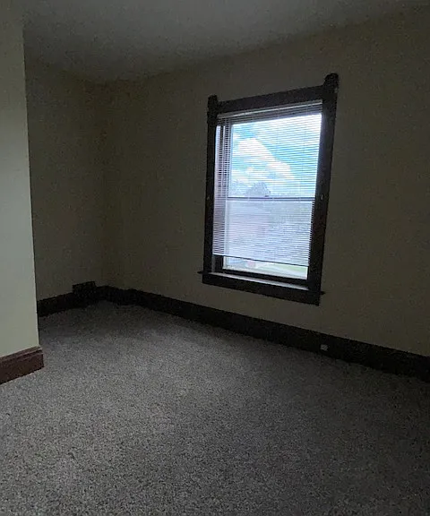 321 N Church St — Photo 3