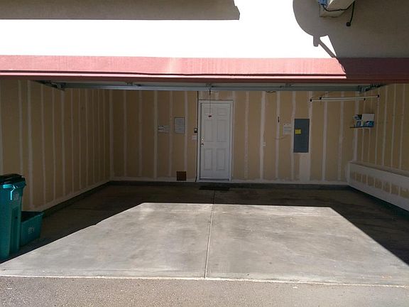 2 car garage attached